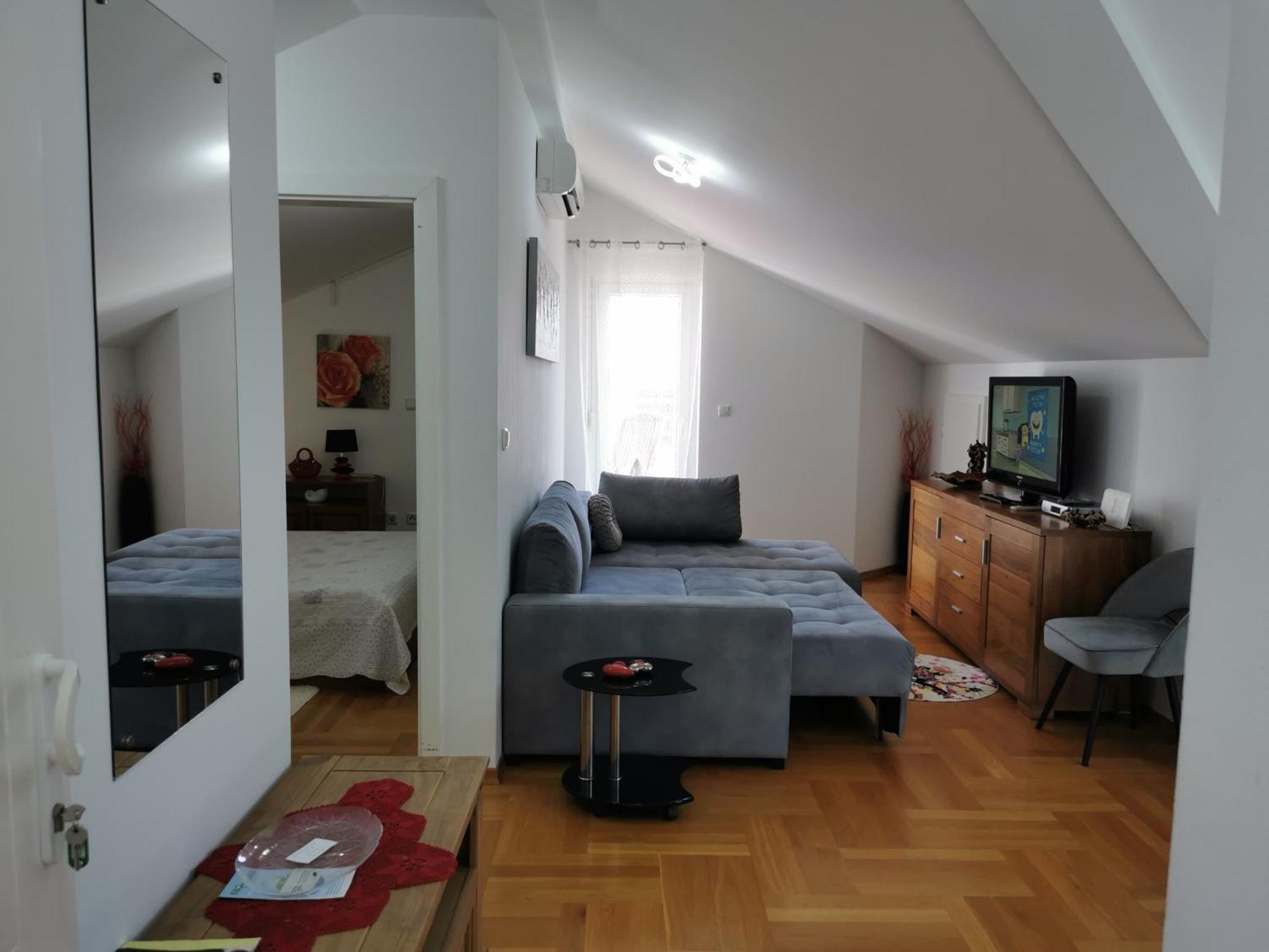 Apartments Mara ツレス エクステリア 写真